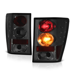 2005-2006 Jeep Grand Cherokee Smoked Tail Light