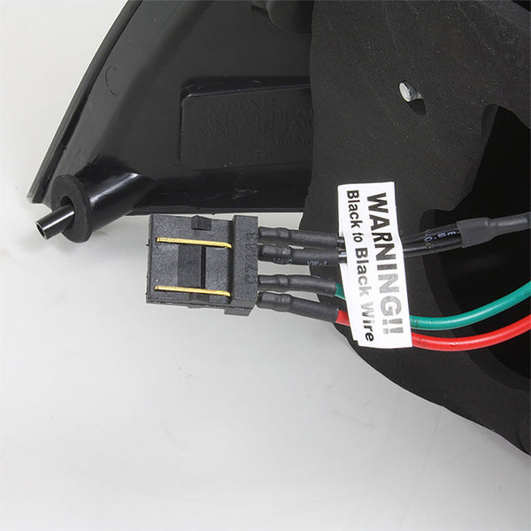 2008-2009 Pontiac G8 Smoked Tail Light