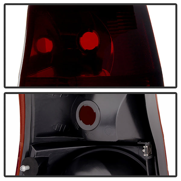 2004-2008 Chrysler Pacifica Rosso Burgundy Tail Light
