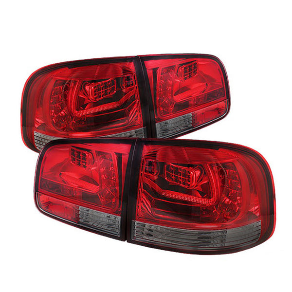 2004-2007 Volkswagen Touareg Rosso Burgundy Tail Light